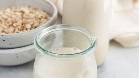 how-to-make-oat-milk-480x270
