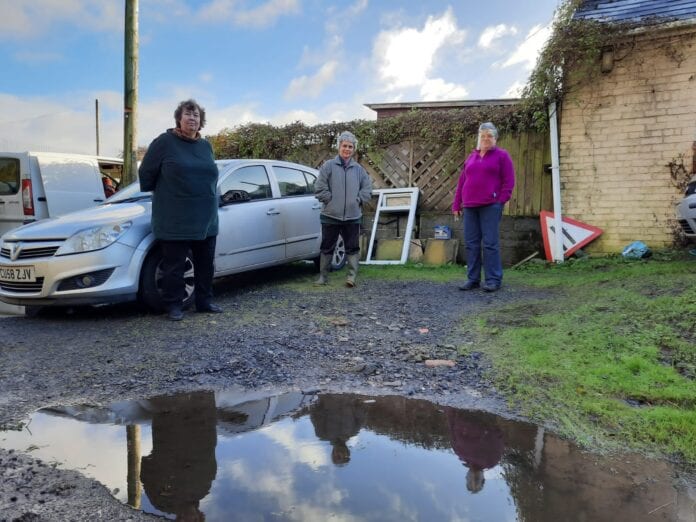 helen mary jones kim broom flooding
