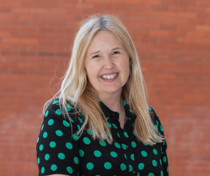 Lynne-Blakey-min