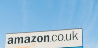 NEATH FOODBANK WELCOMES DONATION FROM AMAZON
