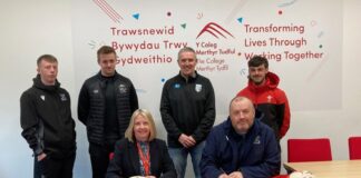 Mae Coleg Merthyr Tudful a Rygbi Ysgolion Merthyr Tudful yn cyhoeddi partneriaeth newydd.