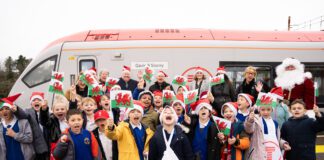 Enwyd trên newydd yn ‘Gavin and Stacey’ ar gyfer Ynys y Barri