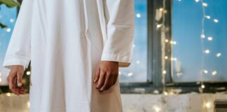 Exploring the World of Thobes: A Tapestry of Styles and Cultures