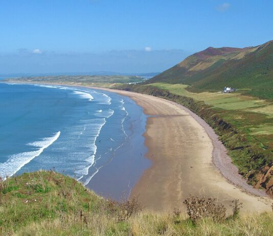 The best beach walks in Wales to stay active this New Year