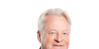 Senedd pays tribute to Dafydd Elis-Thomas